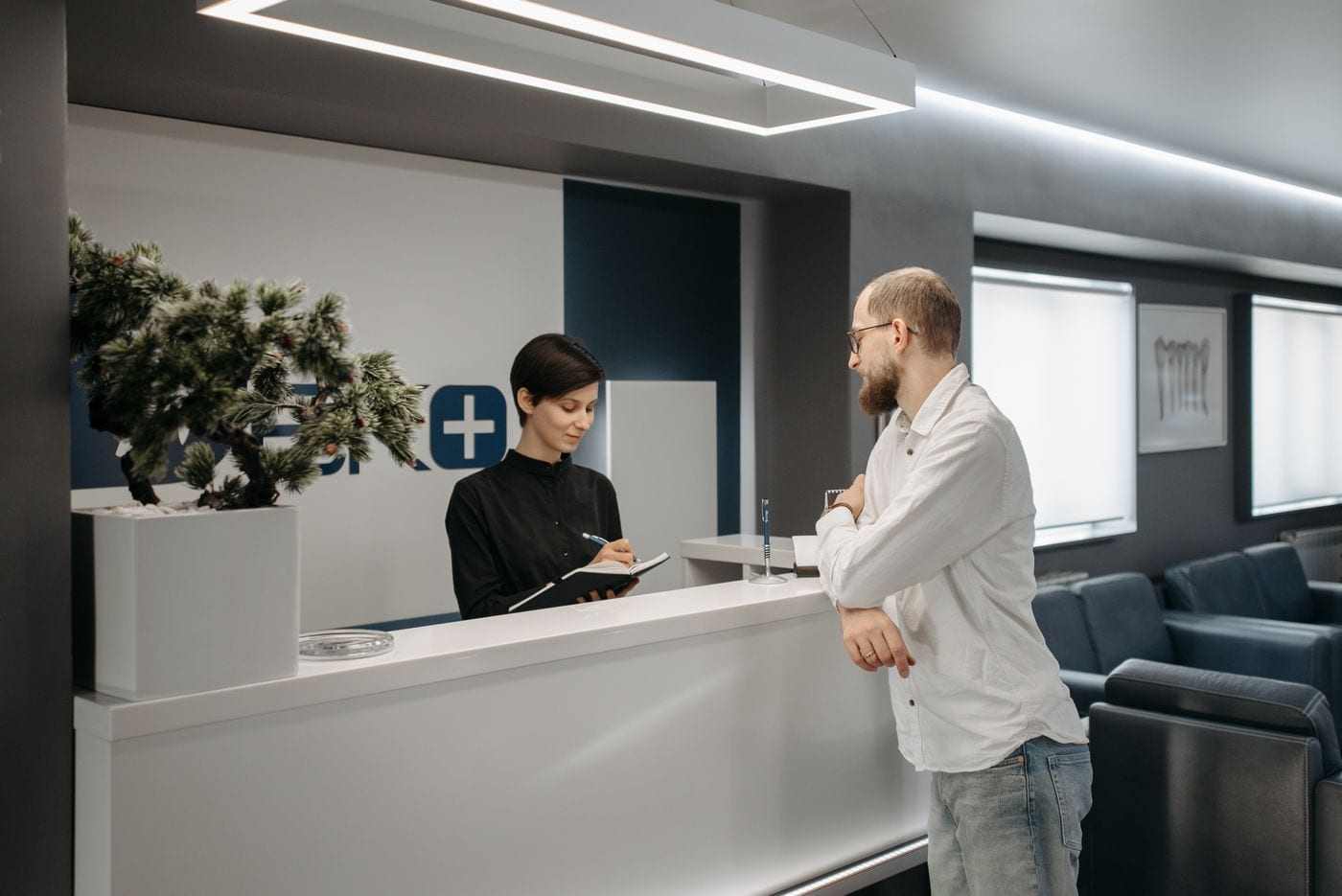Recepcionista de clínica: você faz muito além do combinado?
